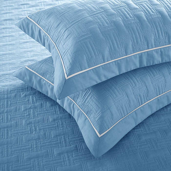 91家纺网 家纺一手货源 找家纺 （总）优乐家纺 2023新款双面全棉斜纹绗绣床盖唐顿系列三件套