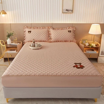 屹成家纺 2024年水洗棉毛巾绣款床笠三件套 卡其