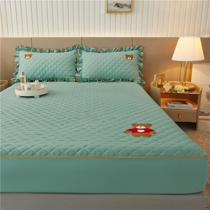 91家纺网 家纺一手货源 找家纺 屹成家纺 2024年水洗棉毛巾绣款床笠三件套 橄榄绿