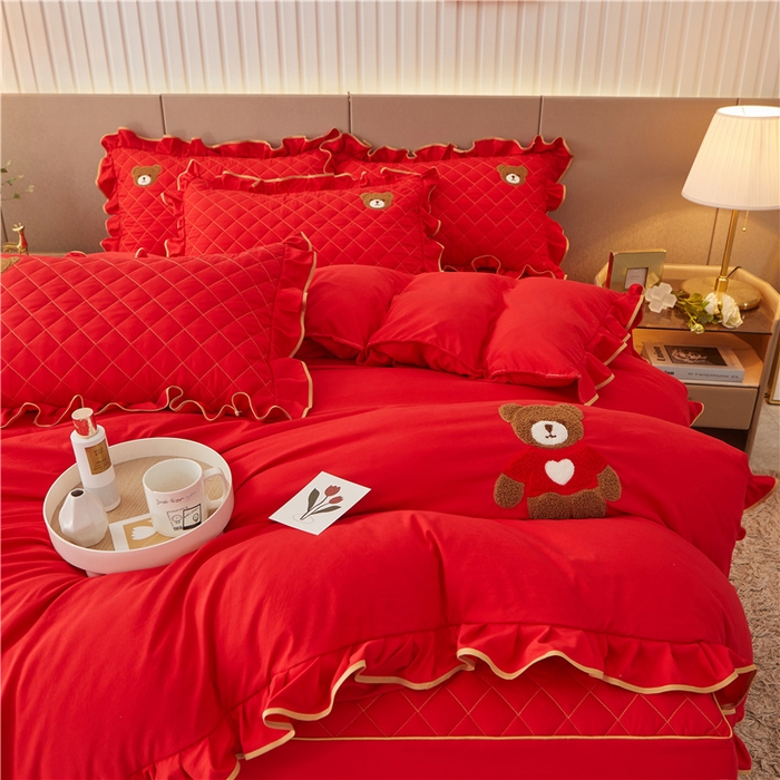 91家纺网 家纺一手货源 找家纺 屹成家纺 2024年水洗棉毛巾绣款床笠四件套 大红