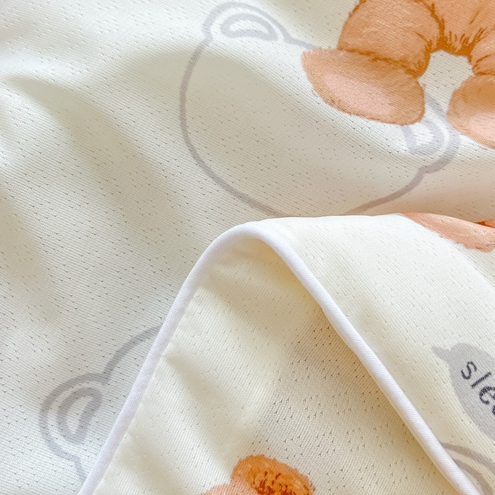 91家纺网 家纺一手货源 找家纺  蜜柚 2024新款A类提花透气凉感丝小冰皮夏被 可爱熊