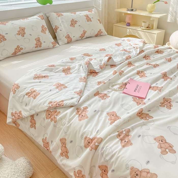 91家纺网 家纺一手货源 找家纺  蜜柚 2024新款A类提花透气凉感丝小冰皮夏被 可爱熊