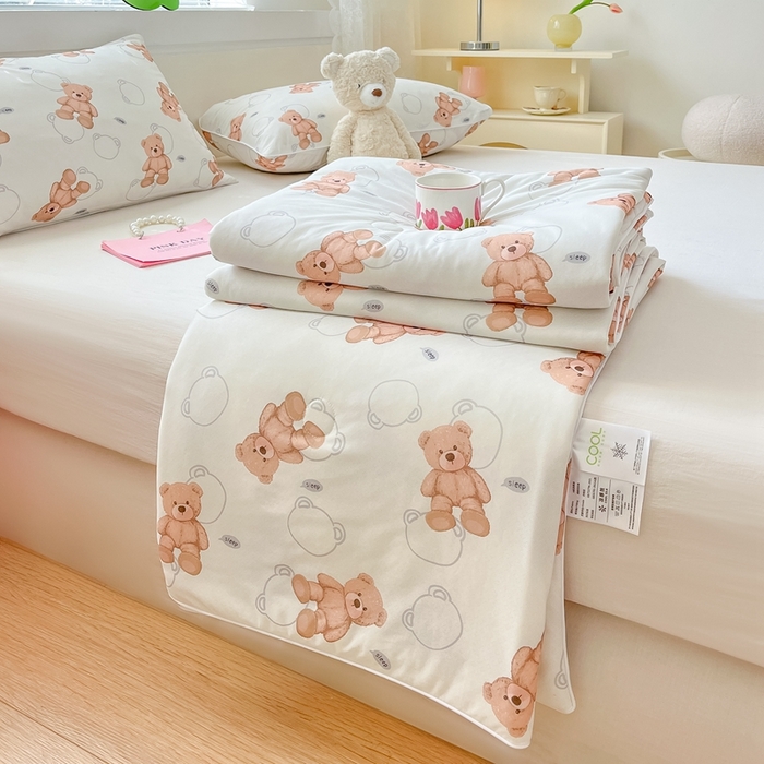 91家纺网 家纺一手货源 找家纺  蜜柚 2024新款A类提花透气凉感丝小冰皮夏被 可爱熊