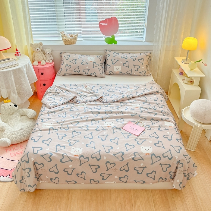 91家纺网 家纺一手货源 找家纺  蜜柚 2024新款A类提花透气凉感丝小冰皮夏被 领结熊