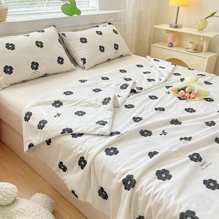 91家纺网 家纺一手货源 找家纺  蜜柚 2024新款A类提花透气凉感丝小冰皮夏被 山茶花