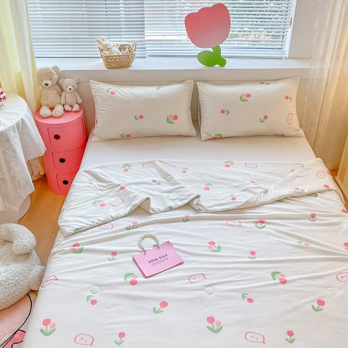 91家纺网 家纺一手货源 找家纺  蜜柚 2024新款A类提花透气凉感丝小冰皮夏被 小确幸