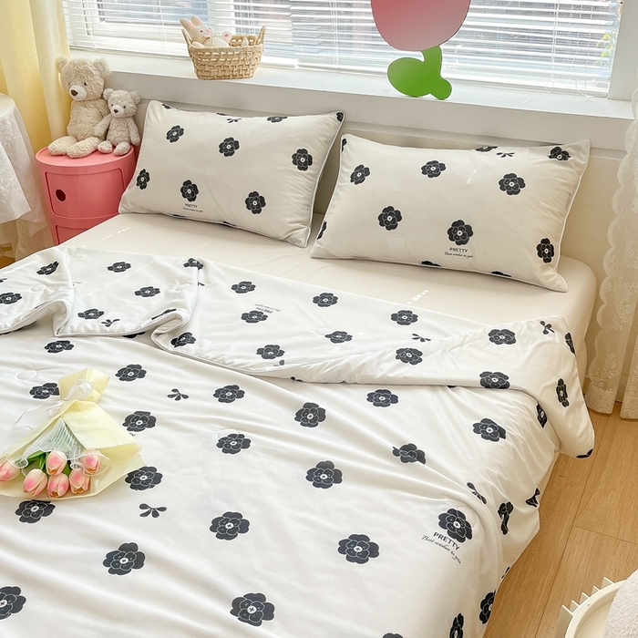 91家纺网 家纺一手货源 找家纺  蜜柚 2024新款A类提花透气凉感丝小冰皮夏被 山茶花