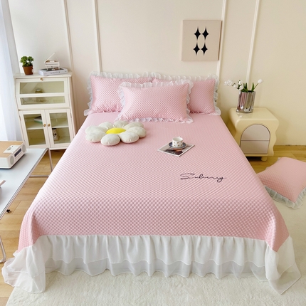 91家纺网 家纺一手货源 找家纺 找底底  2023新款冰豆豆床裙款凉席 冰粉色