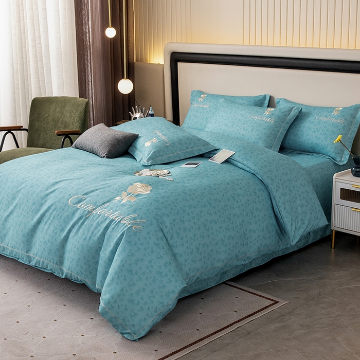 91家纺网 家纺一手货源 找家纺 优尚家纺2025新款肌理纹刺绣款四件套 海洋蓝