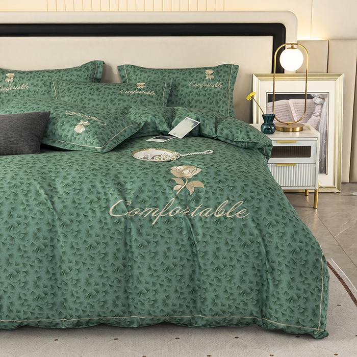 91家纺网 家纺一手货源 找家纺 优尚家纺2025新款肌理纹刺绣款四件套 孔雀绿