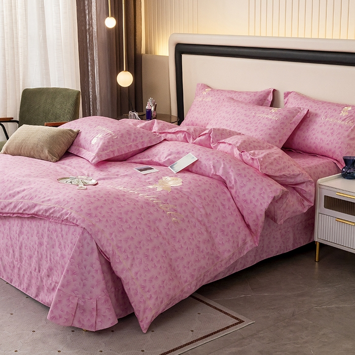 91家纺网 家纺一手货源 找家纺 优尚家纺2025新款肌理纹刺绣款四件套 温柔粉