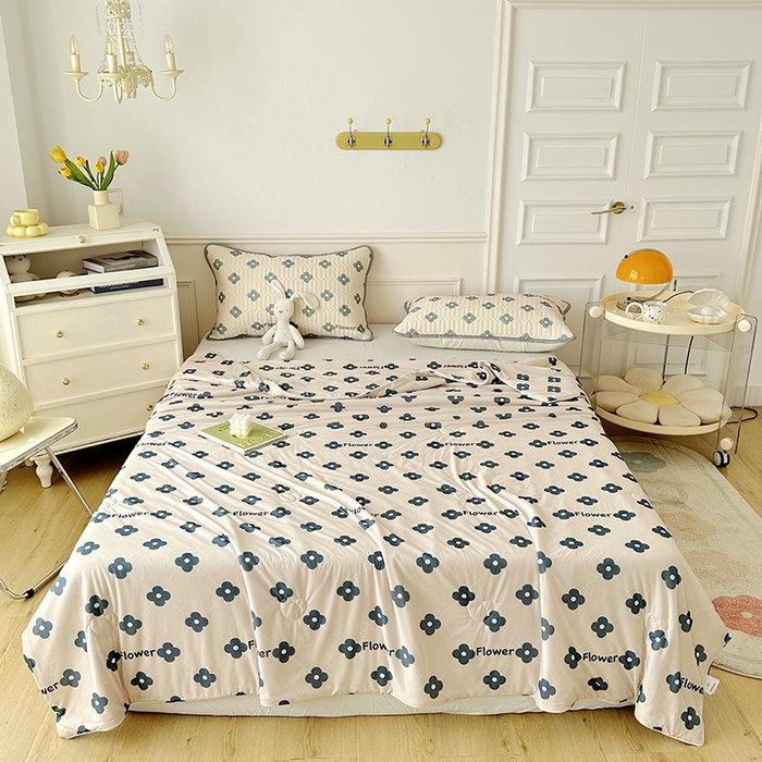 91家纺网 家纺一手货源 找家纺 纽缦家纺 2023新款降温凉感被 灵动-卡其