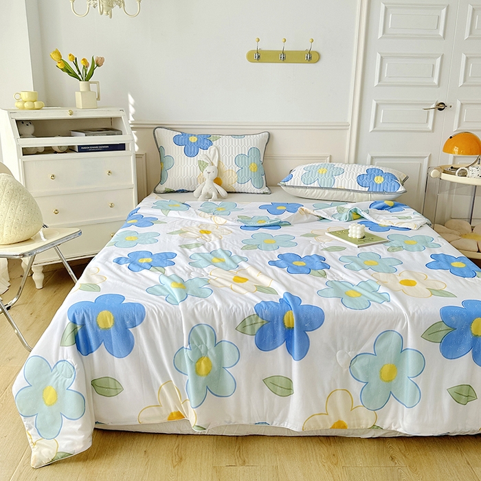 91家纺网 家纺一手货源 找家纺 纽缦家纺 2023新款降温凉感被 花季-白蓝