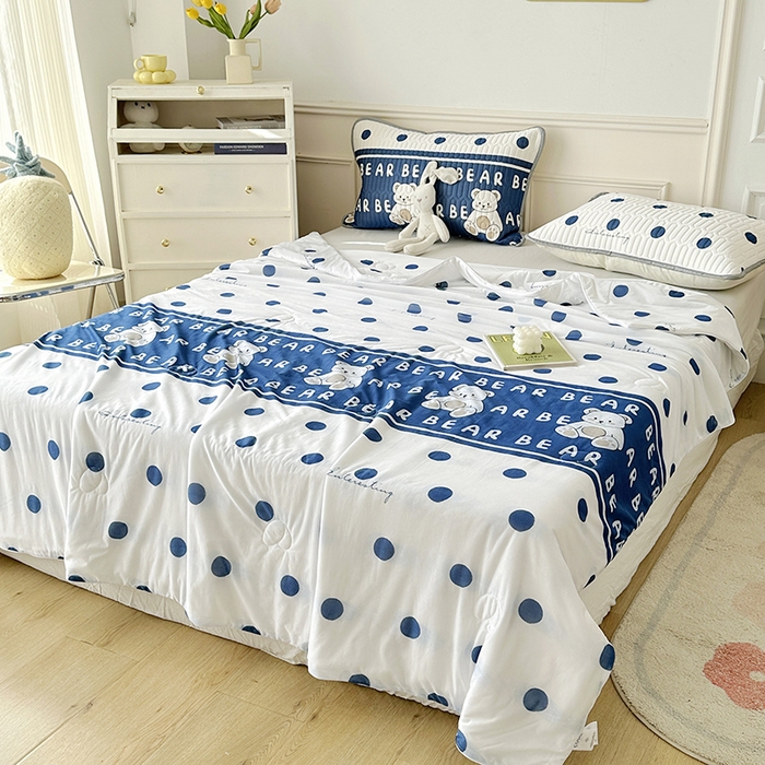 91家纺网 家纺一手货源 找家纺 纽缦家纺 2023新款降温凉感被 萌小熊-蓝