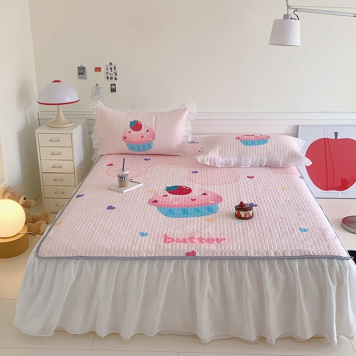 91家纺网 家纺一手货源 找家纺 美乐迪2023新款大版床裙款乳胶凉席 粉色蛋糕