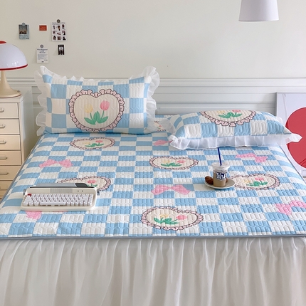 91家纺网 家纺一手货源 找家纺 （总）美乐迪2023新款大版床裙款乳胶凉席