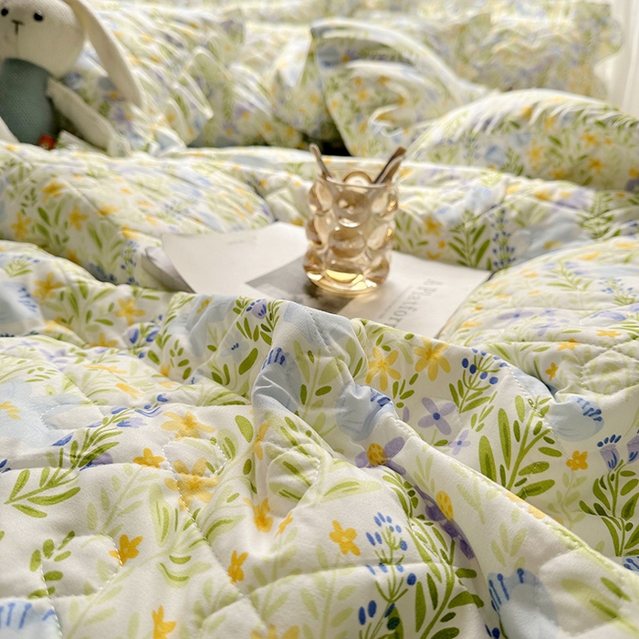 91家纺网 家纺一手货源 找家纺 宜凡 2023新款云朵棉床笠式床裙三件套 艾罗花园