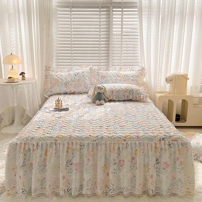 91家纺网 家纺一手货源 找家纺 宜凡 2023新款云朵棉床笠式床裙三件套 花恬梦语