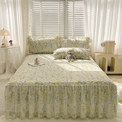 91家纺网 家纺一手货源 找家纺 （总）宜凡 2023新款云朵棉床笠式床裙三件套