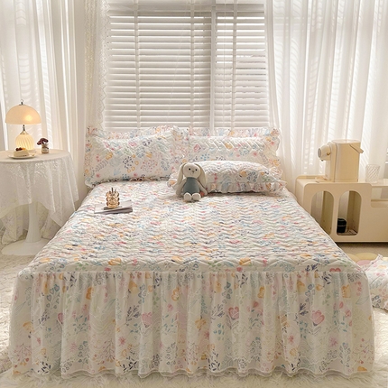 91家纺网 家纺一手货源 找家纺 （总）宜凡 2023新款云朵棉床笠式床裙三件套