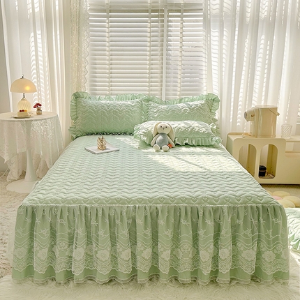 91家纺网 家纺一手货源 找家纺 （总）宜凡 2023新款云朵棉床笠式床裙三件套