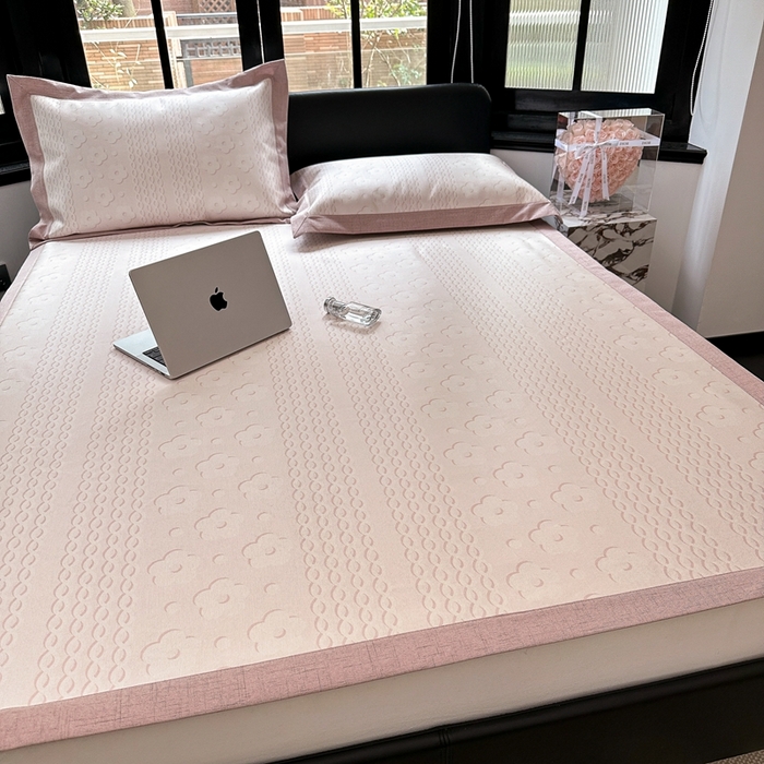 91家纺网 家纺一手货源 找家纺 本希家居 2023新款时尚高端款冰丝席 花颖-平席