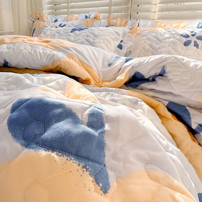 91家纺网 家纺一手货源 找家纺 宜凡家纺 2023新款云朵棉床笠式床裙四件套 梨花香