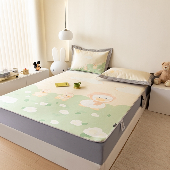 91家纺网 家纺一手货源 找家纺 本希家居 2023新款小清新卡通款 幸福一家—床笠