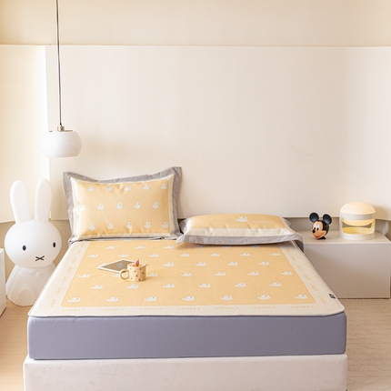 91家纺网 家纺一手货源 找家纺 本希家居 2023新款小清新卡通款 小黄鸭—床笠