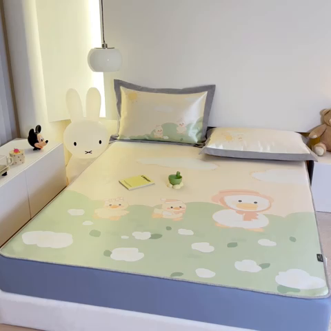 91家纺网 家纺一手货源 找家纺 本希家居 2023新款小清新卡通款 幸福一家—床笠