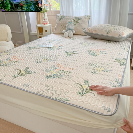 91家纺网 家纺一手货源 找家纺 （总）柒月 2023新款小清新乳胶凉席床笠款