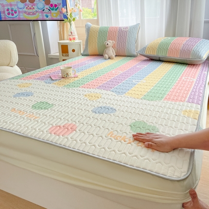 91家纺网 家纺一手货源 找家纺 （总）柒月 2023新款小清新乳胶凉席床笠款