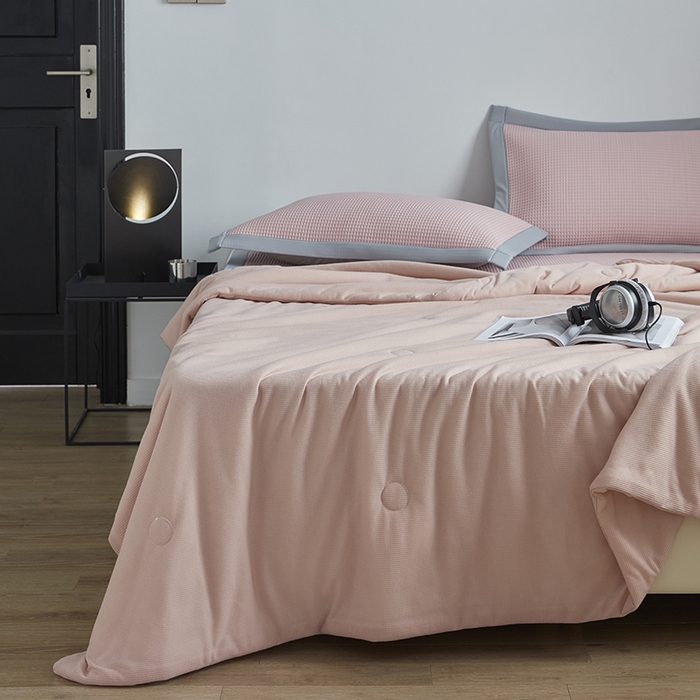 91家纺网 家纺一手货源 找家纺 慕尚 2025新款PE华夫格凉席+夏被 华夫格粉