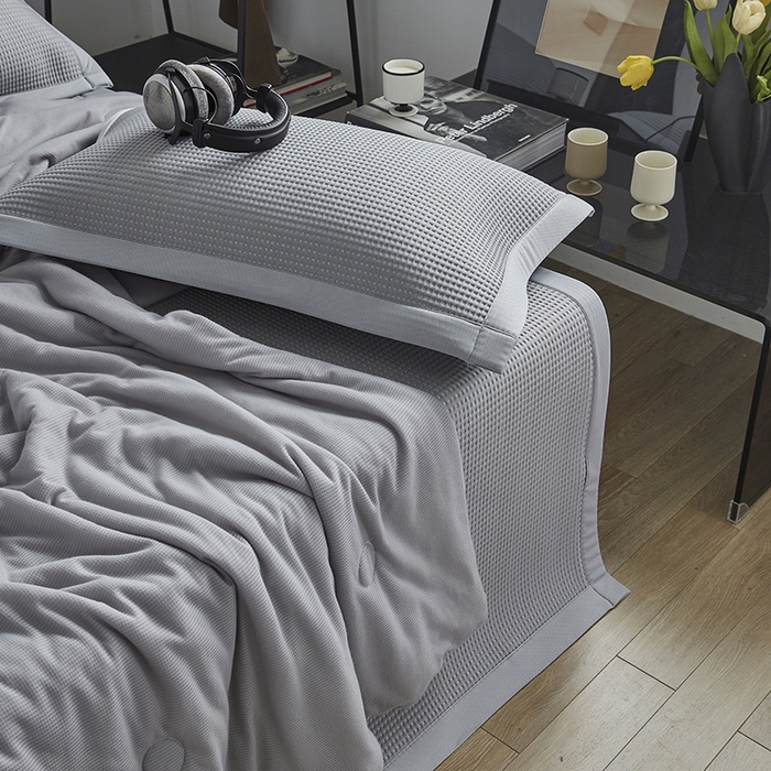 91家纺网 家纺一手货源 找家纺 慕尚 2025新款PE华夫格凉席+夏被 华夫格灰