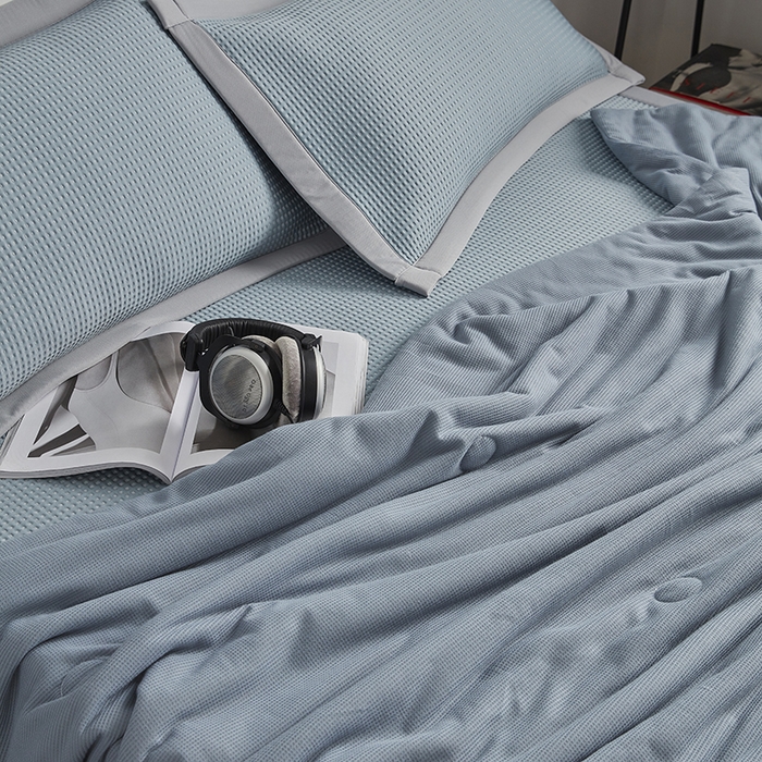 91家纺网 家纺一手货源 找家纺 慕尚 2025新款PE华夫格凉席+夏被 华夫格蓝