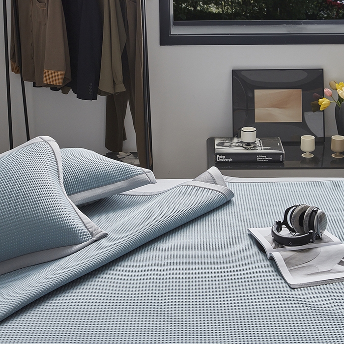 91家纺网 家纺一手货源 找家纺 慕尚 2025新款PE华夫格凉席+夏被 华夫格蓝