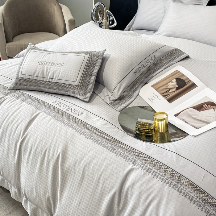 91家纺网 家纺一手货源 找家纺 安妮 2023新款简约提花刺绣四件套-缇娜夫人 缇娜夫人-象牙灰