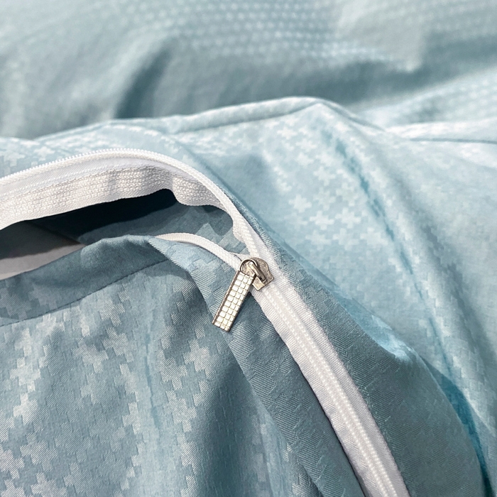 91家纺网 家纺一手货源 找家纺 安妮 2023新款简约提花刺绣四件套-缇娜夫人 缇娜夫人-星蓝