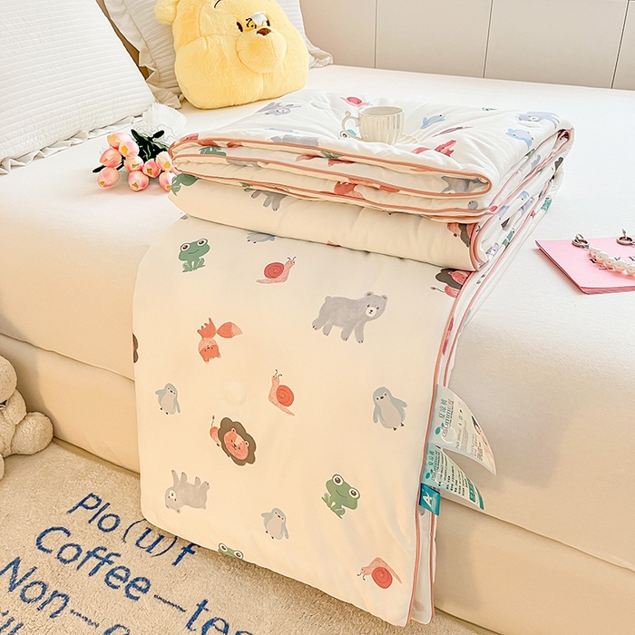 91家纺网 家纺一手货源 找家纺 晨希 2023新款针织棉夏被 吉祥熊