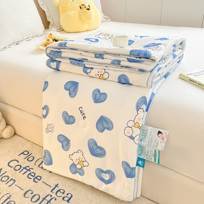 91家纺网 家纺一手货源 找家纺 晨希 2023新款针织棉夏被 兰心熊