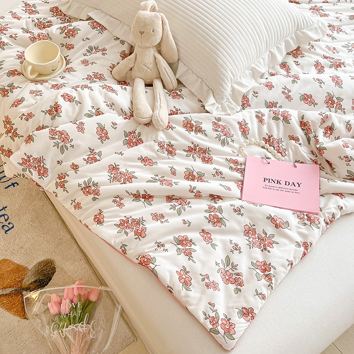 91家纺网 家纺一手货源 找家纺 晨希 2023新款针织棉夏被 月桂花