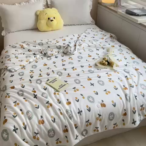 91家纺网 家纺一手货源 找家纺 晨希 2023新款针织棉夏被 樱桃兔