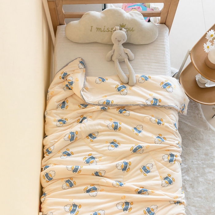 91家纺网 家纺一手货源 找家纺 喜多兔儿童家纺 2023年新款针织棉空调被 黄色加油鸭
