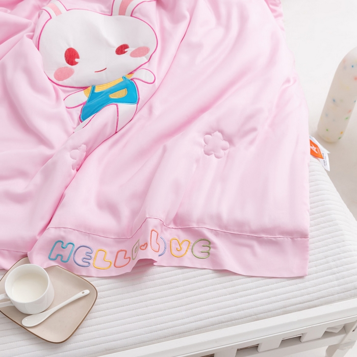 91家纺网 家纺一手货源 找家纺 喜多兔儿童家纺 2023年新款小欢喜莫代尔天丝空调被 粉色甜甜小兔