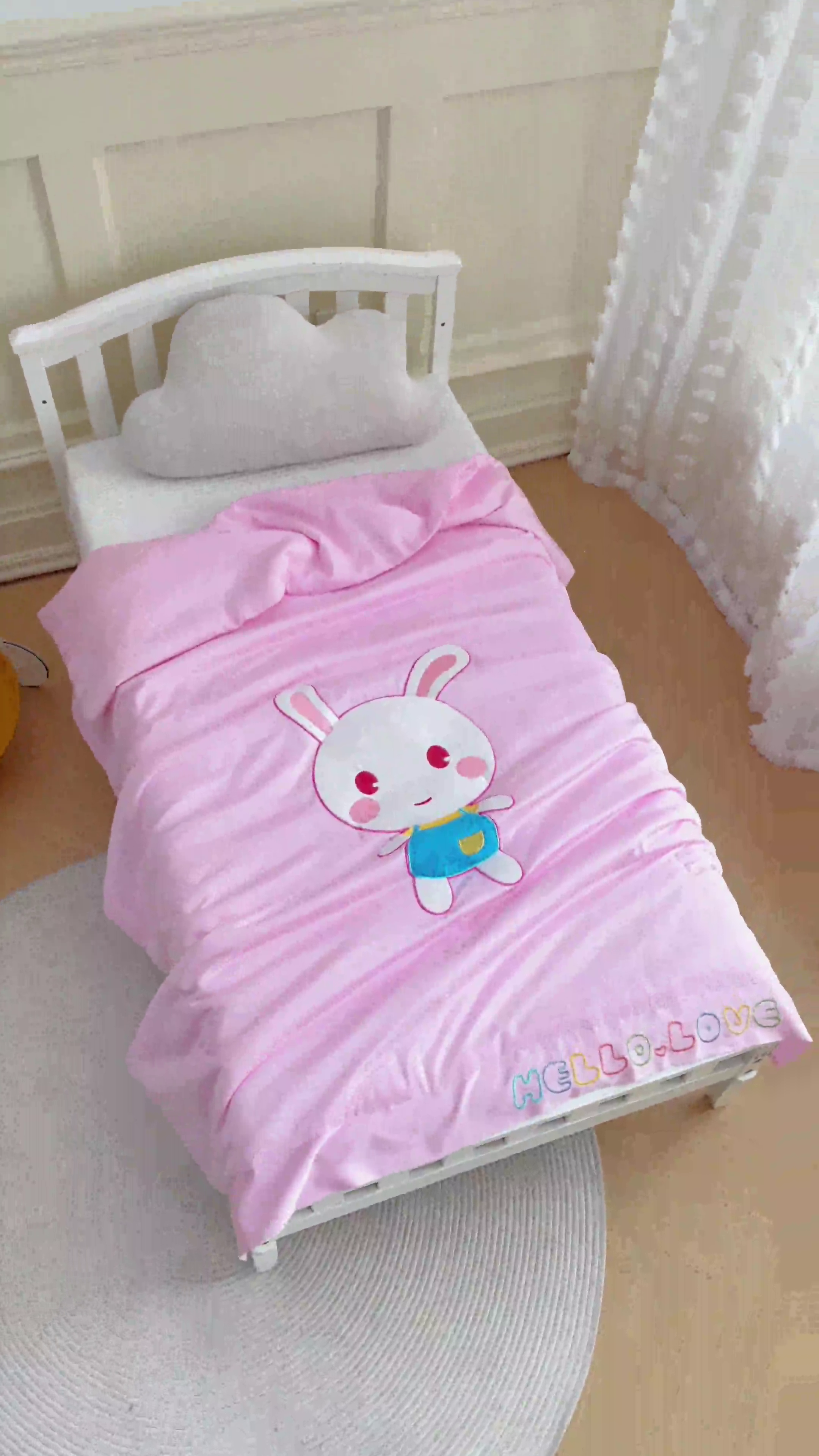 91家纺网 家纺一手货源 找家纺 喜多兔儿童家纺 2023年新款小欢喜莫代尔天丝空调被 粉色甜甜小兔
