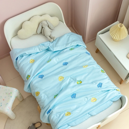 喜多兔儿童家纺 2023年新款小甜蜜系列空调被 马卡龙蓝色
