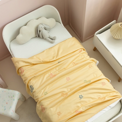 喜多兔儿童家纺 2023年新款小甜蜜系列空调被 黄色小马儿