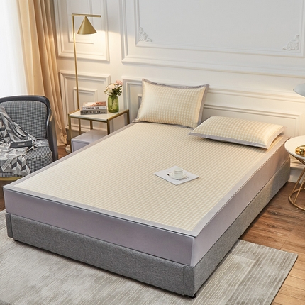 91家纺网 家纺一手货源 找家纺 耀悦家纺 2023新款冰丝凉席三件套千鸟格 浅黄