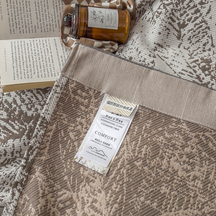 91家纺网 家纺一手货源 找家纺 棠薇2023全棉纱布四层编织盖毯床盖三件套纱布凉席毛巾被夏被一叶知秋灰