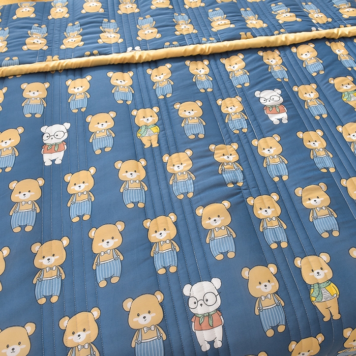 91家纺网 家纺一手货源 找家纺 圣楚  2024新款透气舒爽凉感丝夏被夏凉被空调被 认真小熊